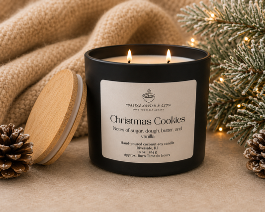 "Christmas Cookies" candle with decorative elements on a neutral background